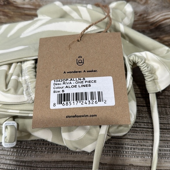 NWT Stone Fox Swim Riva Aloe Lines One Piece Swimsuit Size Small - Picture 7 of 9